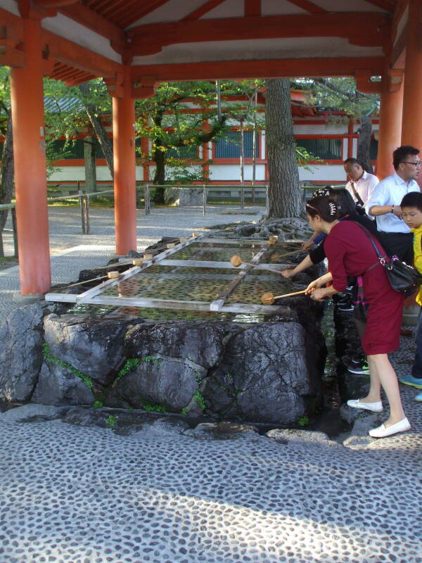Chōzuya or pavilion holding the ablutions basin or chōzubachi at Heian-jingū in Kyōto.