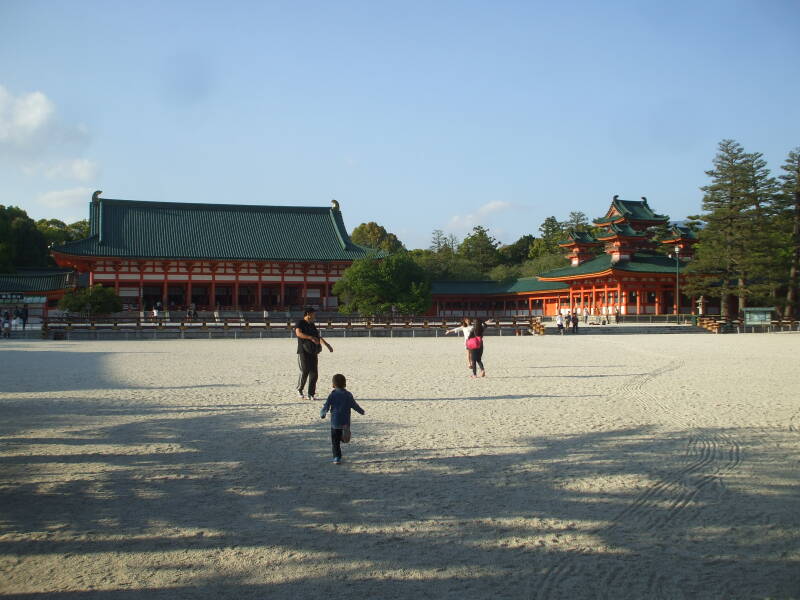 Main courtyard at Heian-jingū in Kyōto.