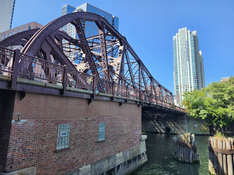 Kinzie Street Bridge over the North Branch of the Chicago River.