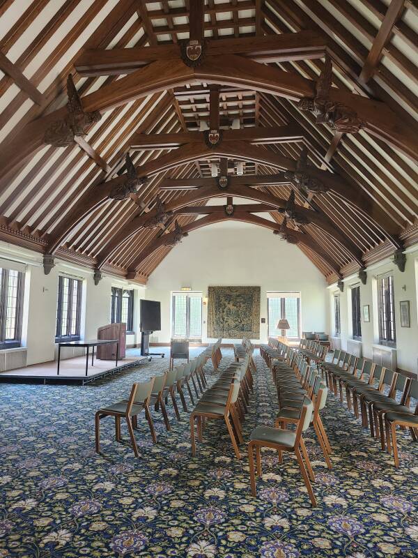 Elaborate hall for lectures and presentations.