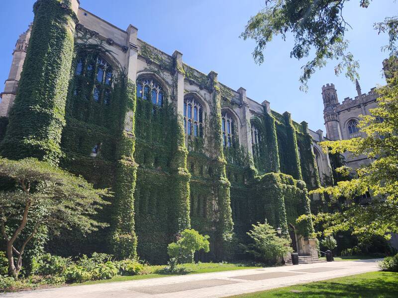 Harold Leonard Stuart Hall on the University of Chicago Campus.