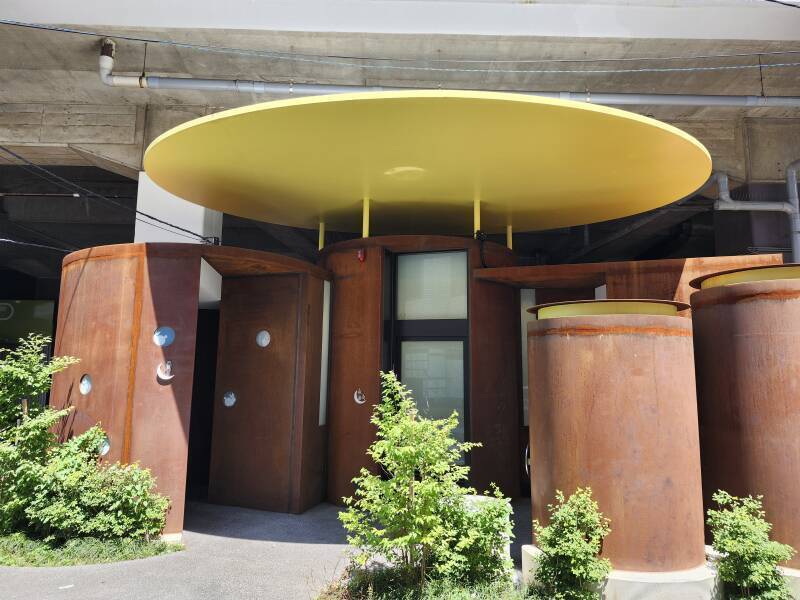 Sasazuka Greenway Public Toilet seen from center front.