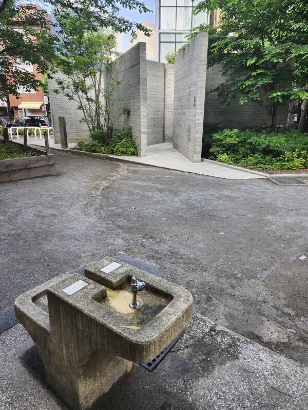 Water fountain and the Ebisu Park Public Toilet