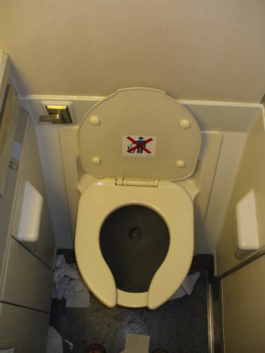 KLM Boeing 747 toilet.