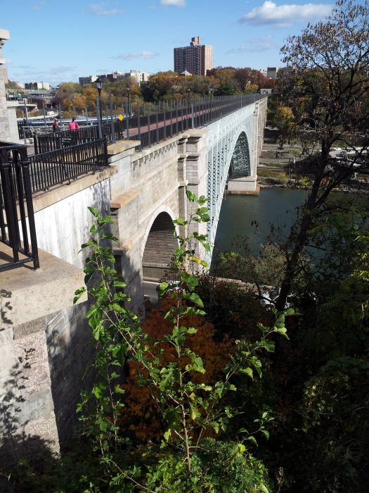 The High Bridge carrying the Croton Aqueduct over the Harlem River from the Bronx to Manhattan.