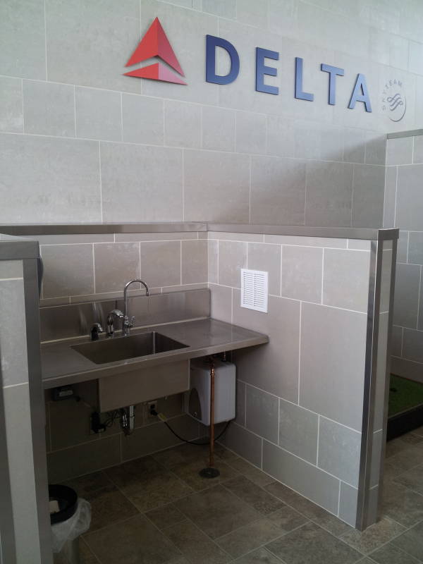 Service animal and pet relief area at Detroit airport.