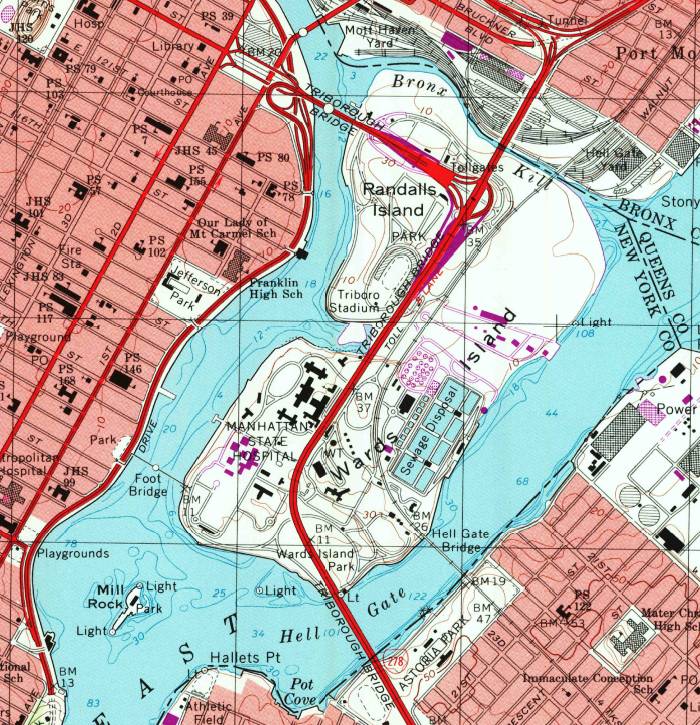 Map showing Randalls and Wards Island, Manhattan, the Bronx, Queens, the East River, the Harlem River, Bronx Kill, and Hell Gate.