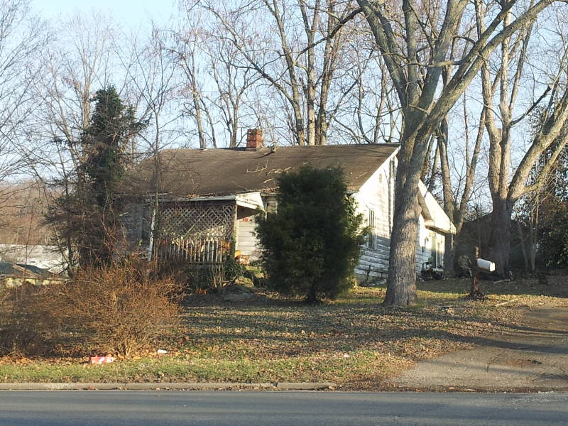 White trash housing in southern Indiana, the house is occupied.