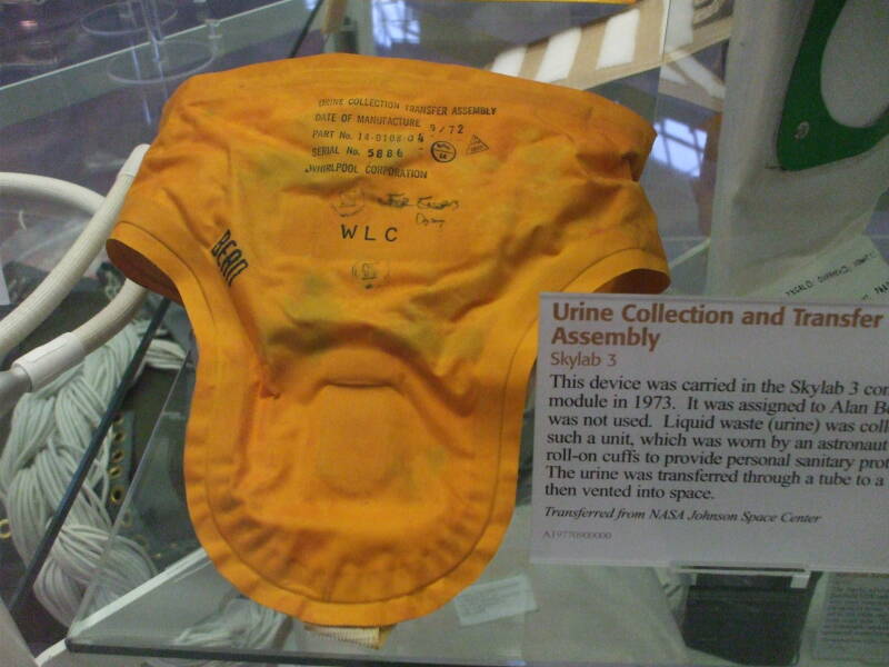 Space Diapers: Urine Collection and Transfer Assembly.