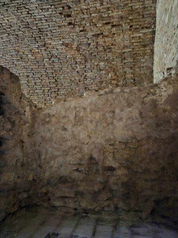 Shower space in the Hot Room.